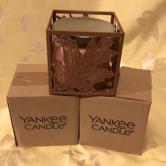 Yankee Candle Lacy Leaves Candle Holder